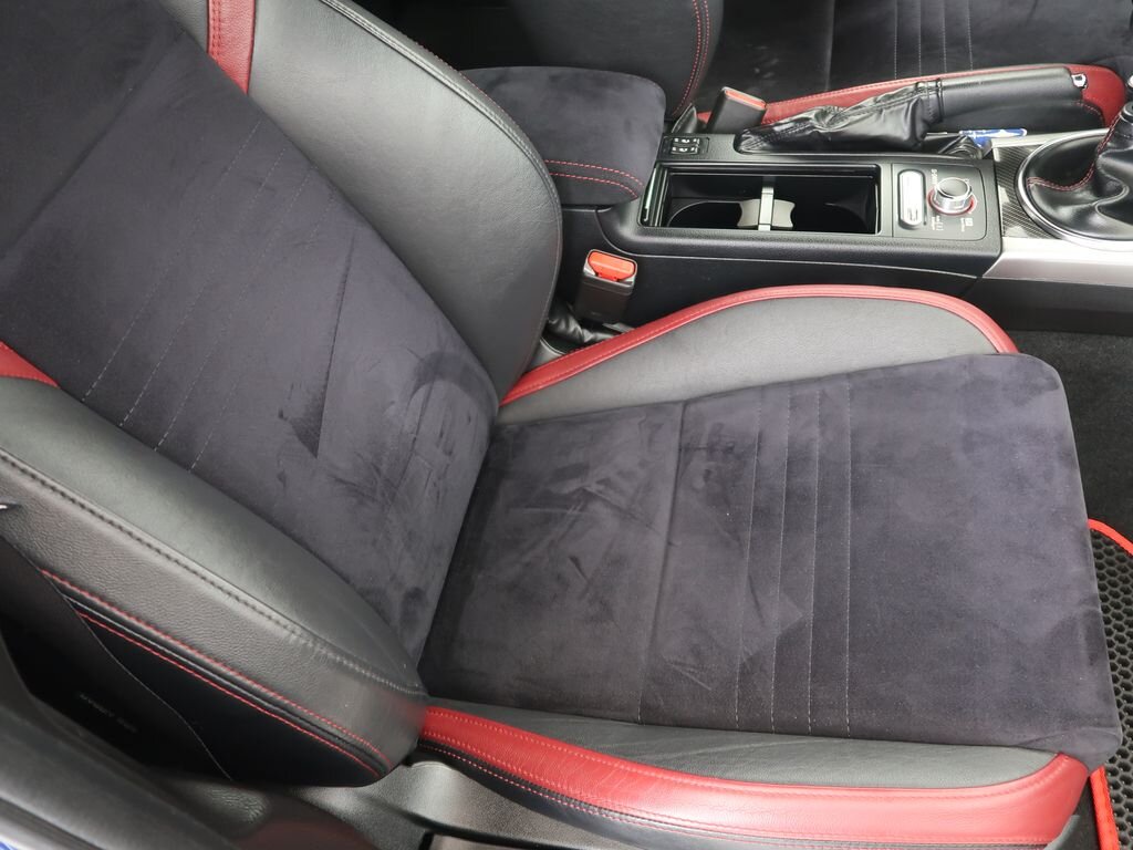 Subaru WRX STI Sedan / Limuzína 2,5 l 221 kw