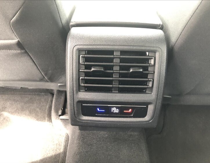 Volkswagen Golf Hatchback 1,5 l 96 kw