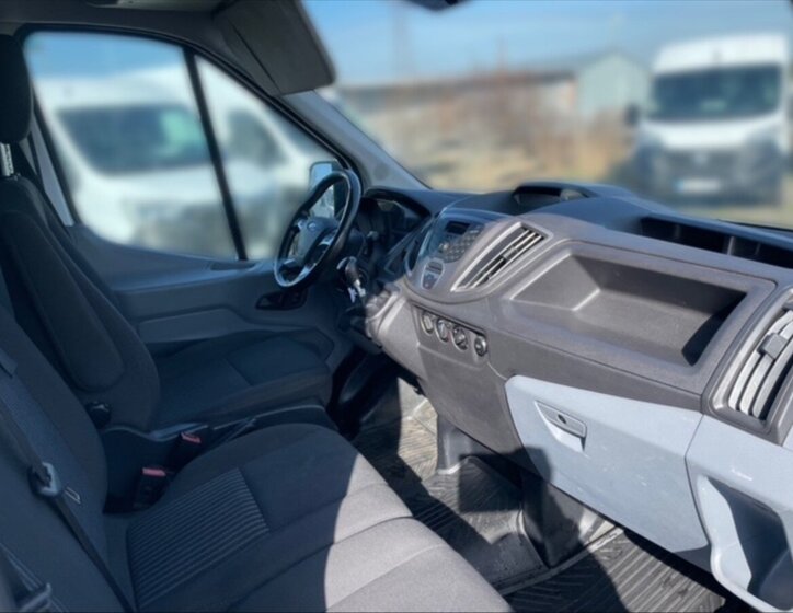 Ford Transit Skříň 2,0 l 77 kw