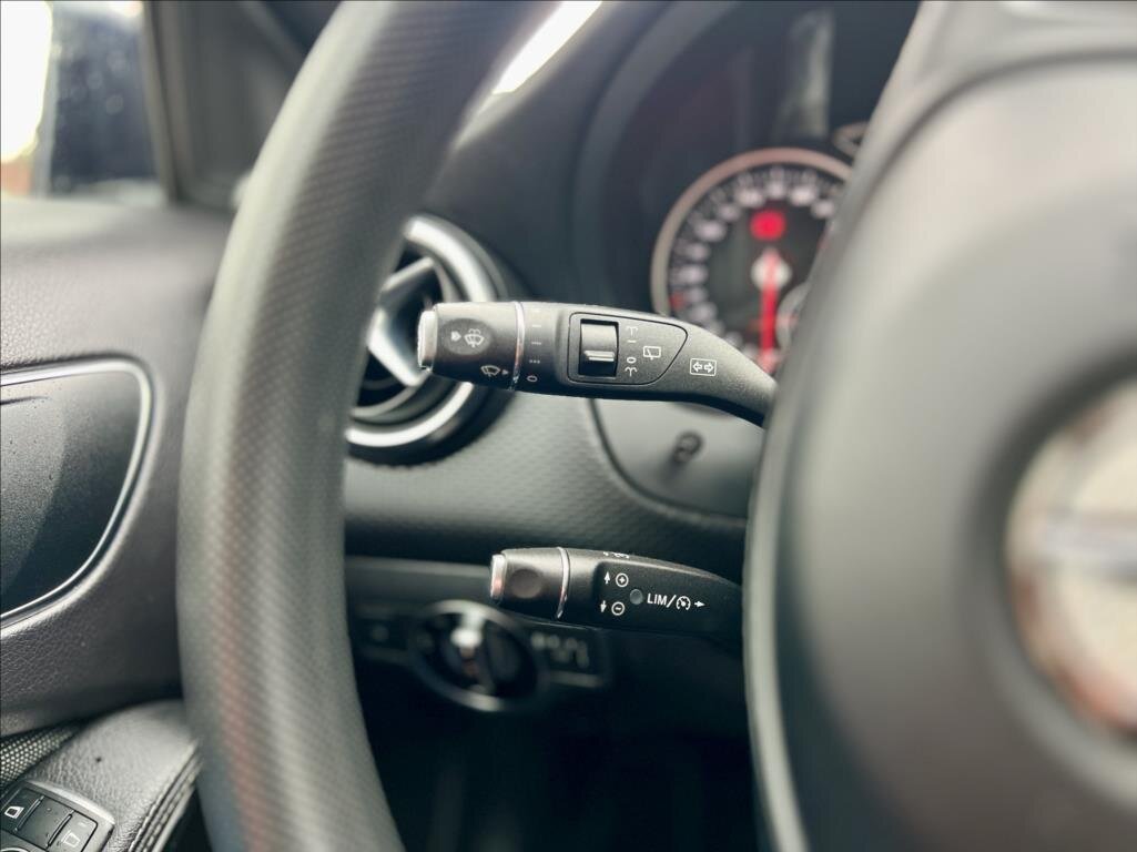 Mercedes-Benz Třídy A Hatchback 1,5 l 80 kw