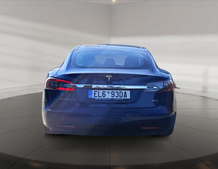 Tesla Model S Liftback 0,0 386 kw