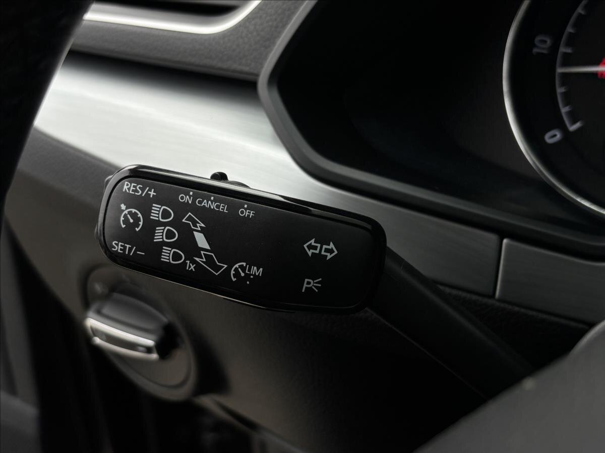 Škoda Superb Sedan / Limuzína 2,0 l 140 kw