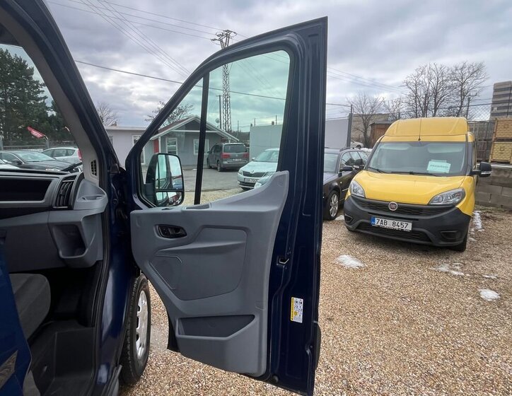 Ford Transit Skříň 2,0 l 125 kw