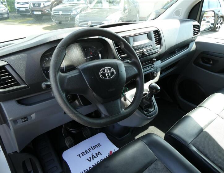 Toyota ProAce 14