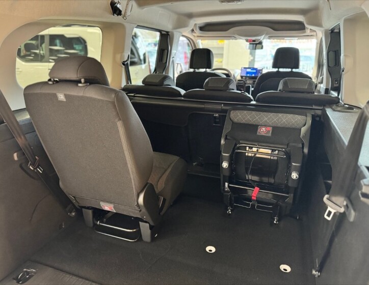 Opel Combo 16