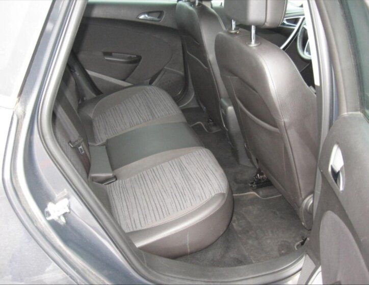 Opel Astra Hatchback 1,7 l 96 kw