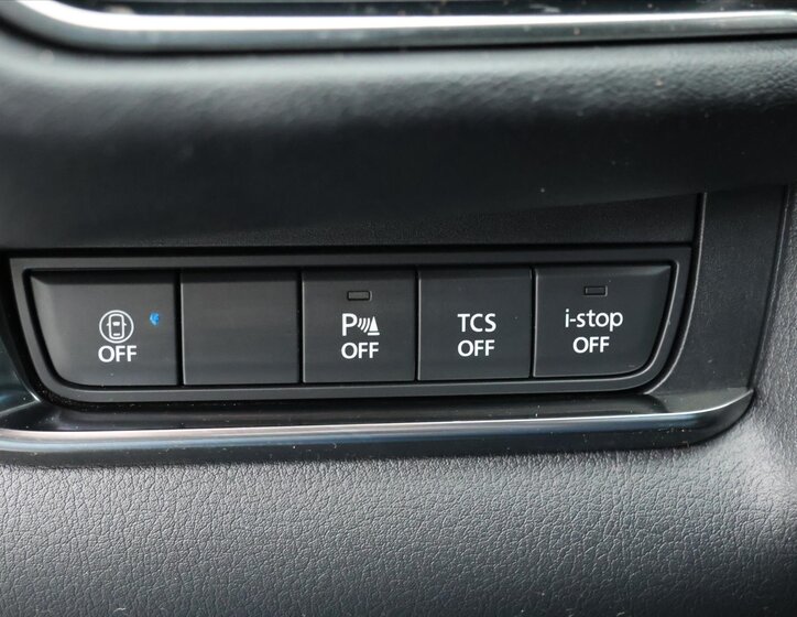 Mazda CX-30 SUV / Terénní 2,0 l 110 kw