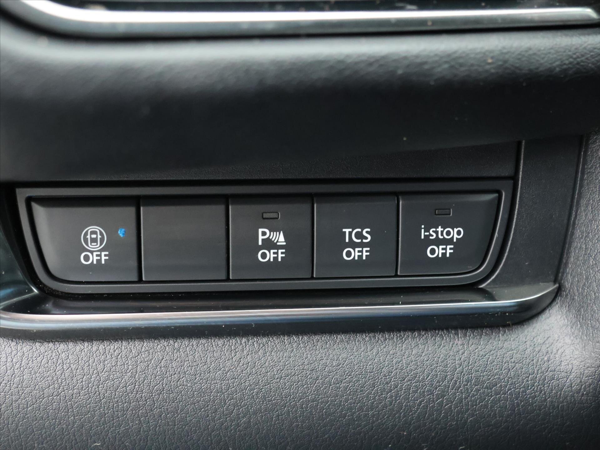 Mazda CX-30 SUV / Terénní 2,0 l 110 kw