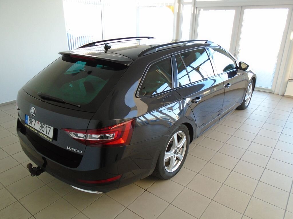 Škoda Superb