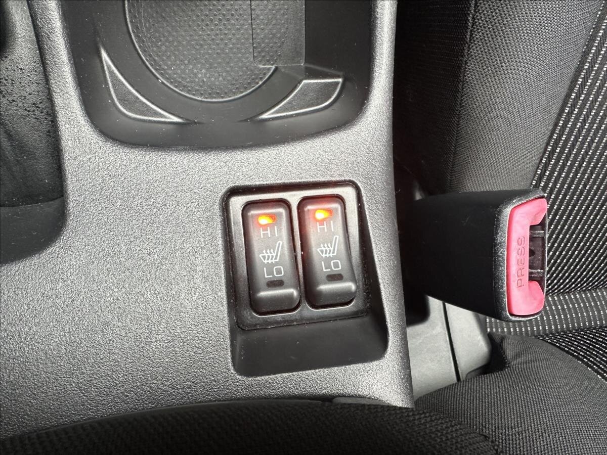 Mitsubishi Lancer Sedan 1,8 l 105 kw