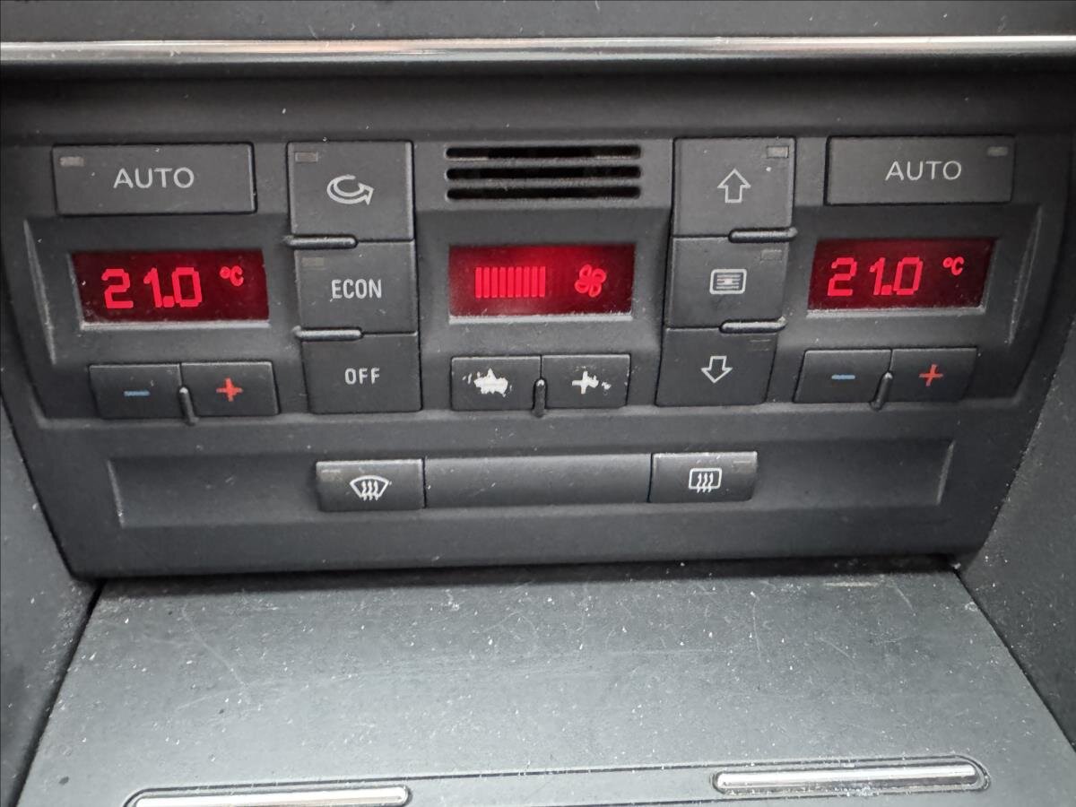 Audi A4 Kombi 2,0 l 103 kw