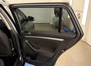 Volkswagen Golf Kombi 1,6 l 77 kw