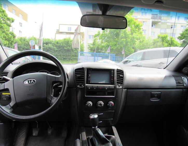 KIA Sorento 11