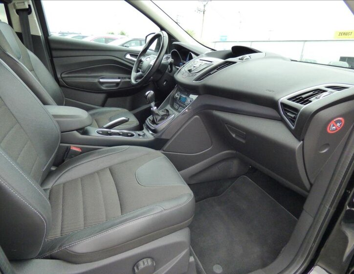 Ford Kuga SUV 2,0 l 110 kw