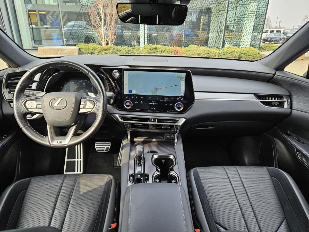 Lexus RX 500h SUV / Terénní 2,4 l 273 kw