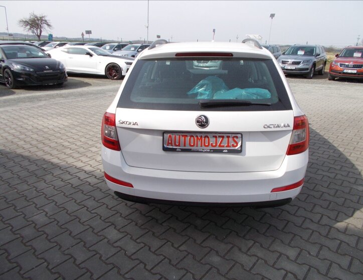 Škoda Octavia Kombi 2,0 l 110 kw