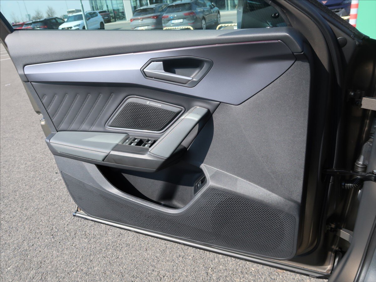 Cupra Formentor SUV / Terénní 2,0 l 294 kw