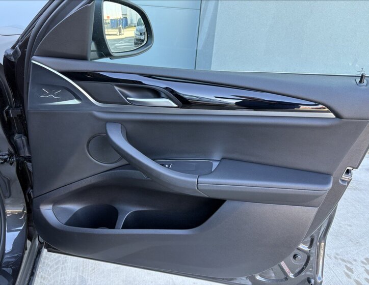 BMW X4 Ostatní 2,0 l 140 kw