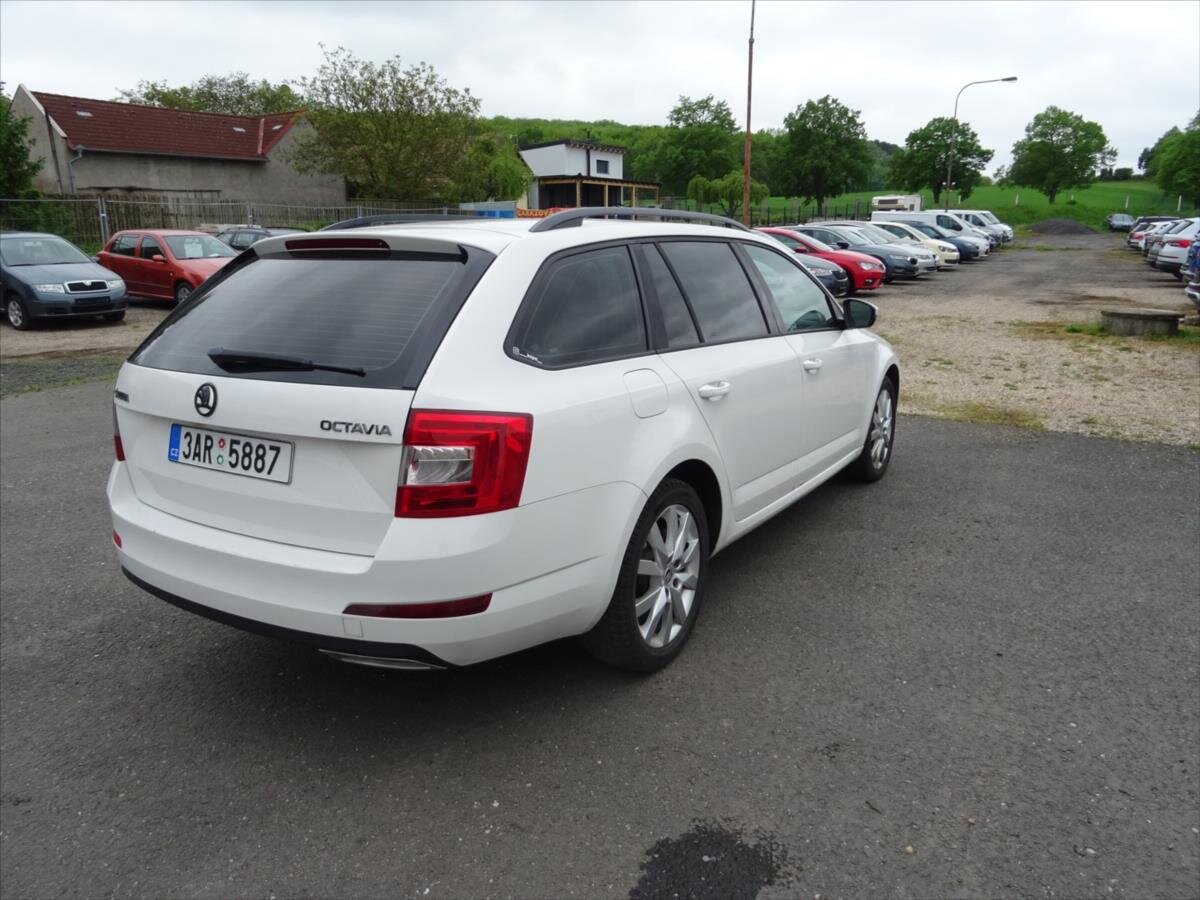 Škoda Octavia Kombi 1,2 l 77 kw