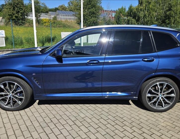BMW X3 SUV 3,0 l 195 kw