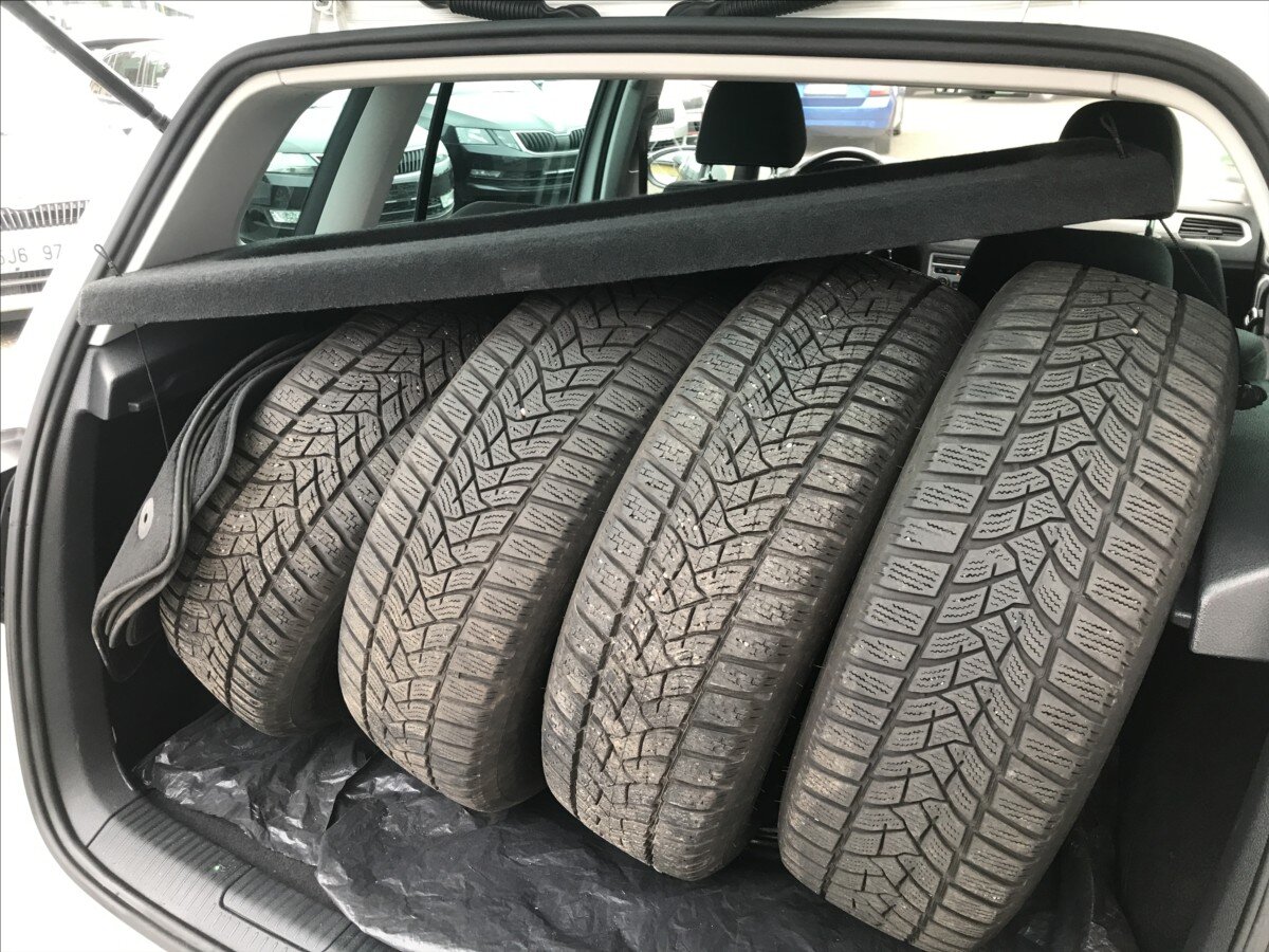 Volkswagen Golf Sportsvan Kombi 2,0 l 110 kw