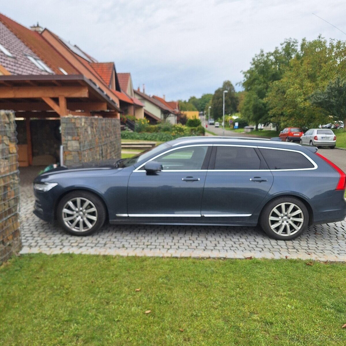 Volvo V90 Kombi 2,0 l 140 kw