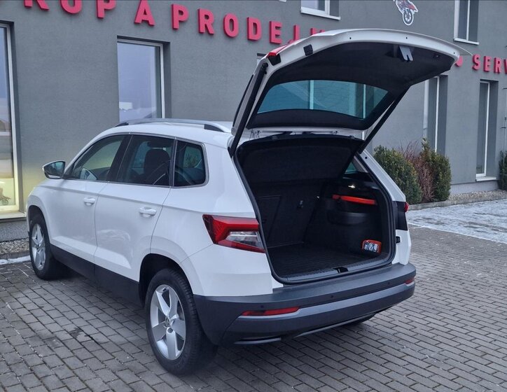 Škoda Karoq SUV / Terénní 2,0 l 110 kw