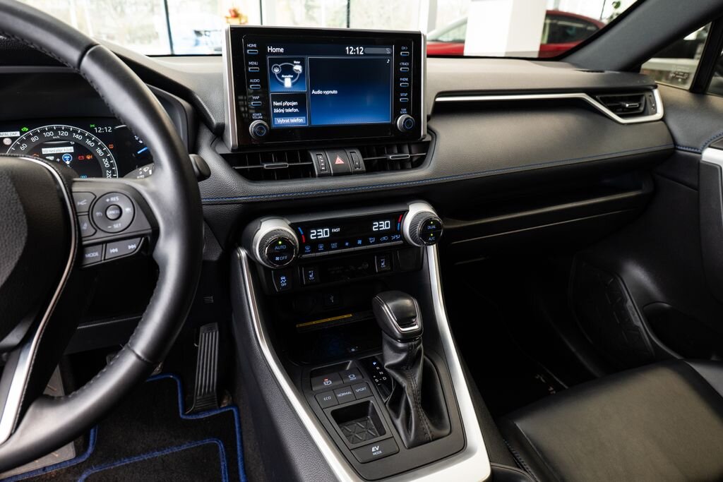 Toyota RAV4 SUV 2,5 l 131 kw