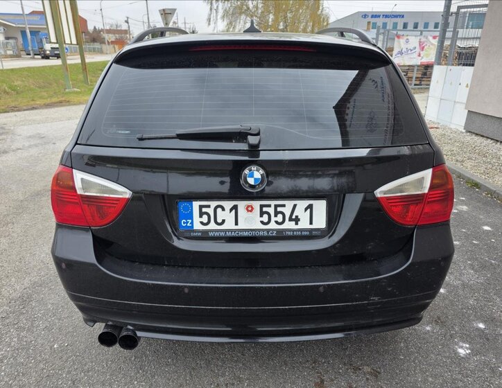 BMW Řada 3 Kombi 3,0 l 170 kw