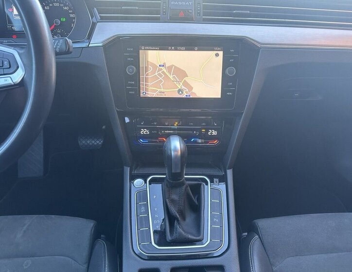 Volkswagen Passat Kombi 2,0 l 110 kw