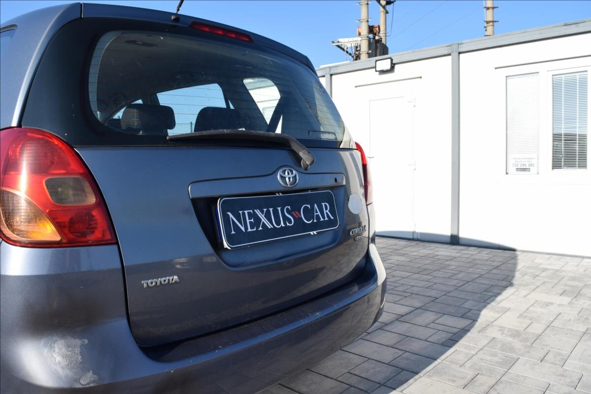 Toyota Corolla Verso Kombi 1,6 l 81 kw