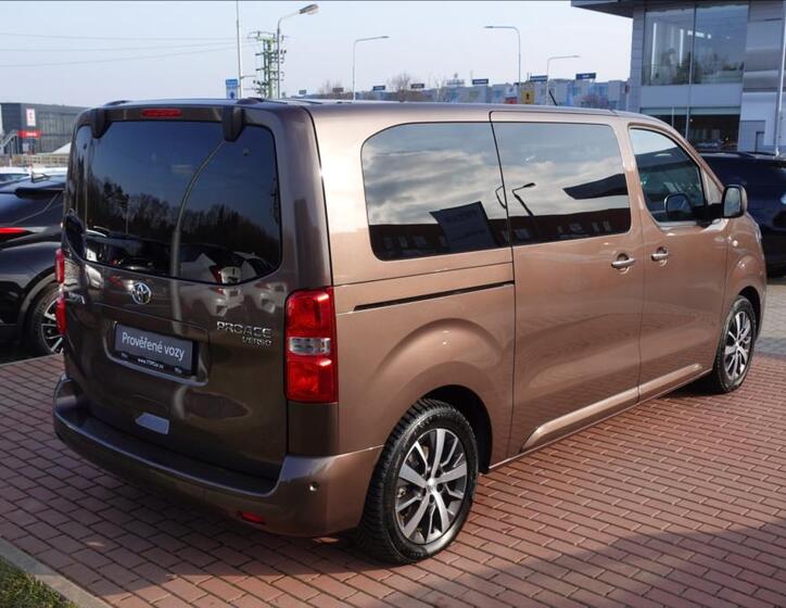 Toyota ProAce Verso 4
