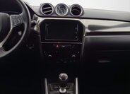 Suzuki Vitara 10