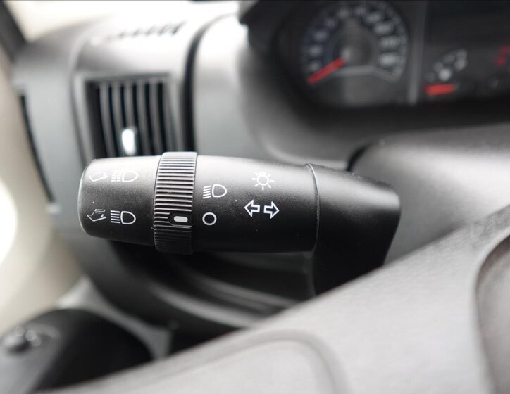 Peugeot Boxer Ostatní 2,2 l 121 kw