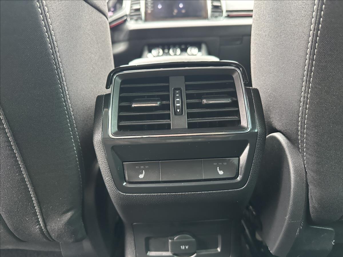 Škoda Karoq SUV / Terénní 2,0 l 140 kw