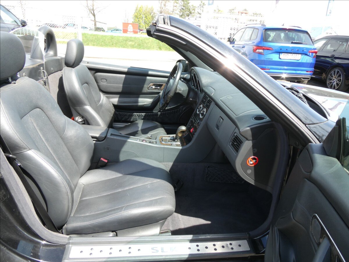 Mercedes-Benz SLK Kabriolet 2,3 l 145 kw