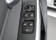 Volvo XC60 SUV / Terénní 2,4 l 133 kw