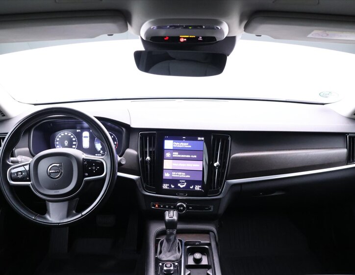 Volvo V90 Kombi 2,0 l 147 kw