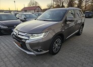 Mitsubishi Outlander 3