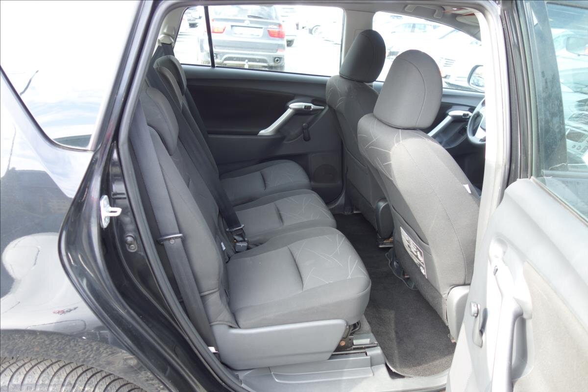 Toyota Verso MPV 1,6 l 97 kw