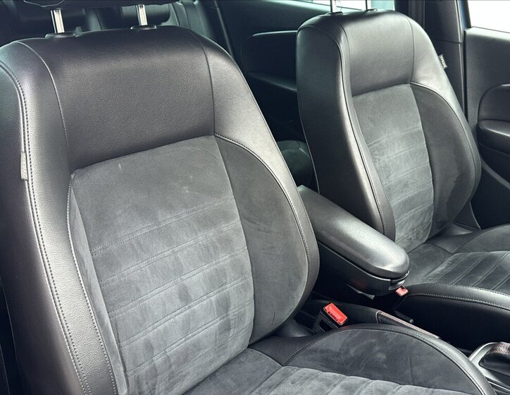 Volkswagen Polo Hatchback 1,8 l 141 kw