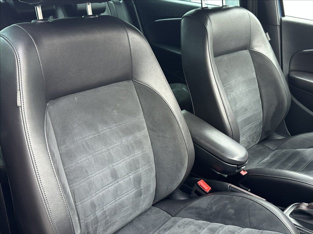 Volkswagen Polo Hatchback 1,8 l 141 kw