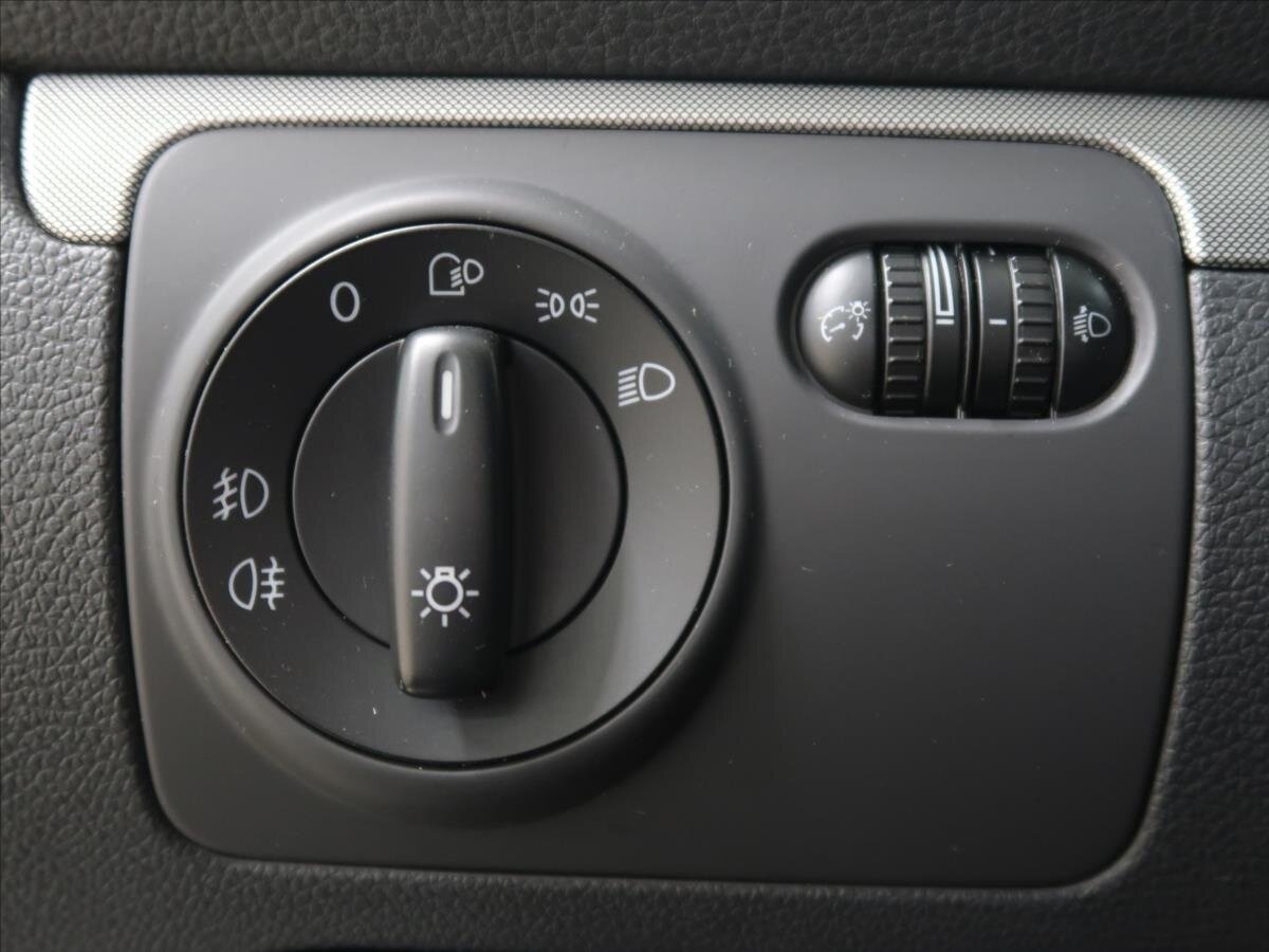 Volkswagen Golf Hatchback 1,4 l 59 kw