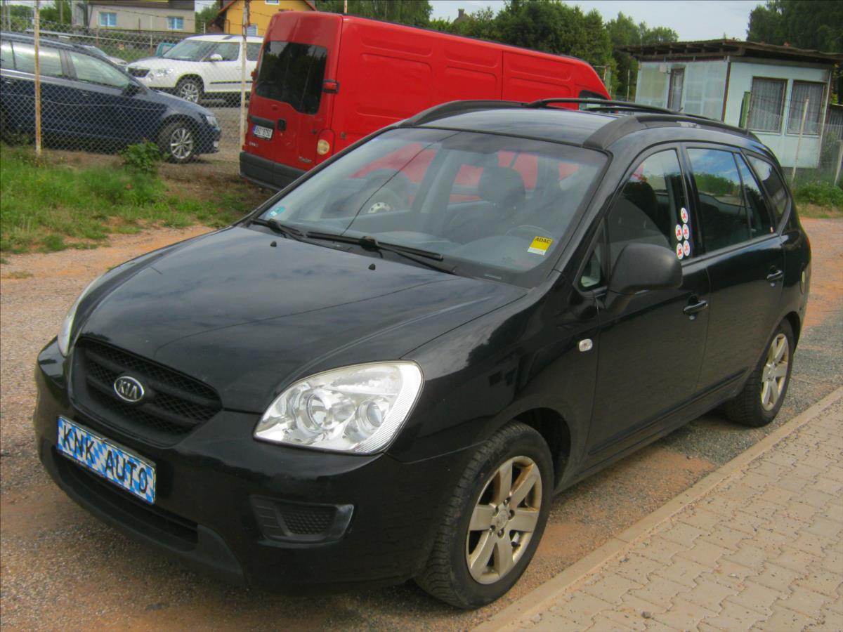 KIA Carens