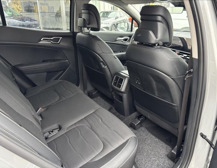 KIA Sportage SUV 1,6 l 110 kw