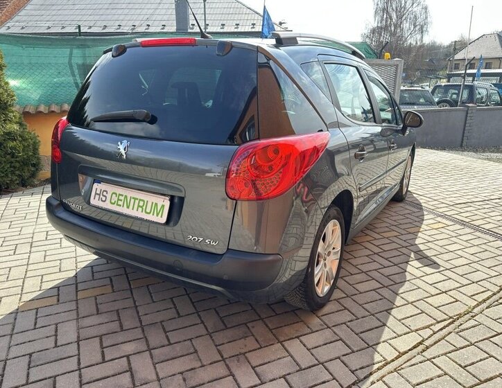 Peugeot 207 Kombi 1,6 l 88 kw