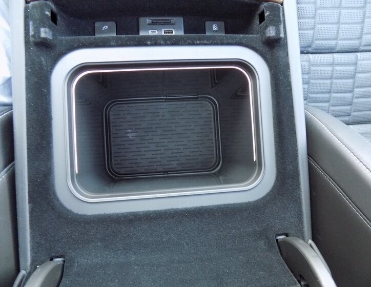 Cadillac Escalade 48