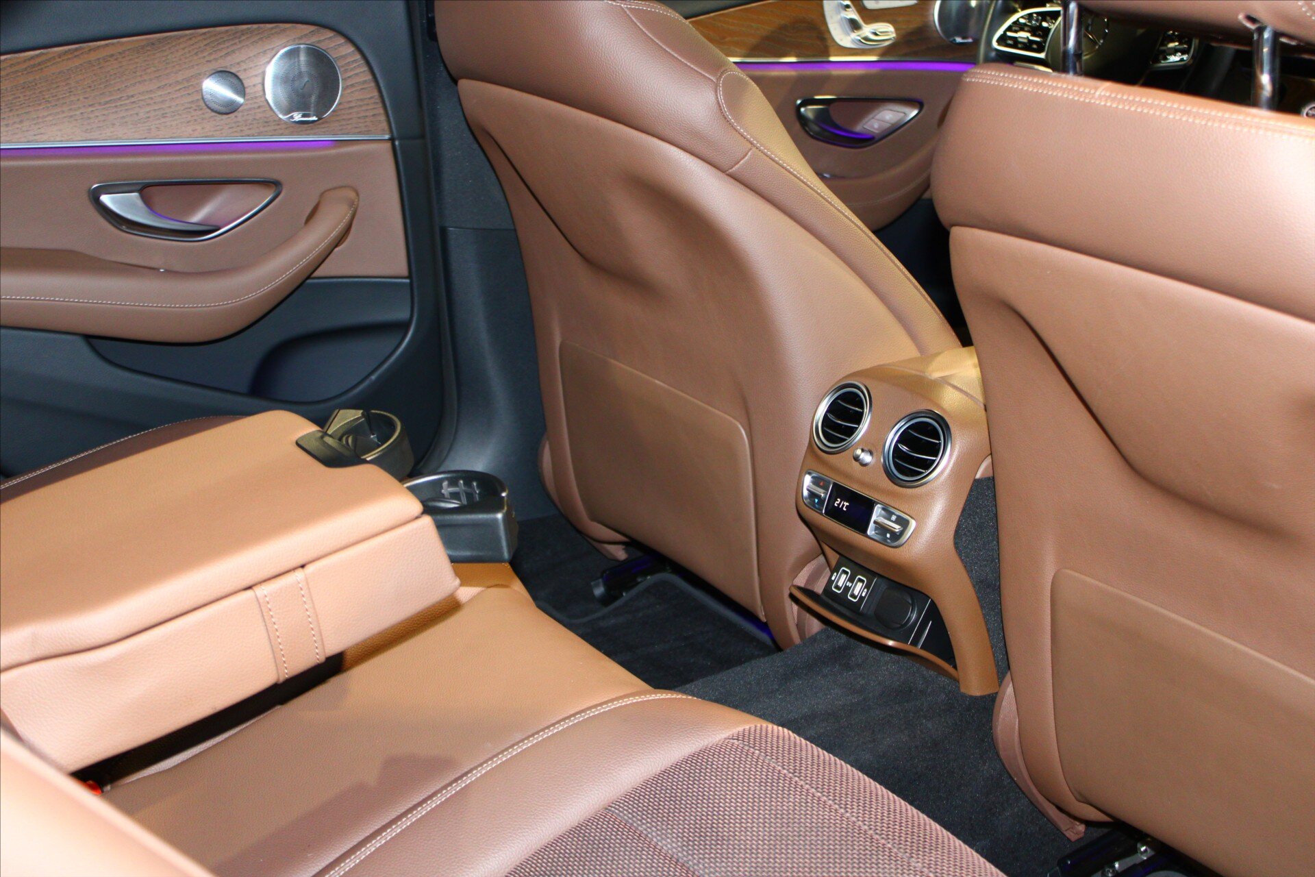 Mercedes-Benz Třídy E Sedan 1,6 l 118 kw