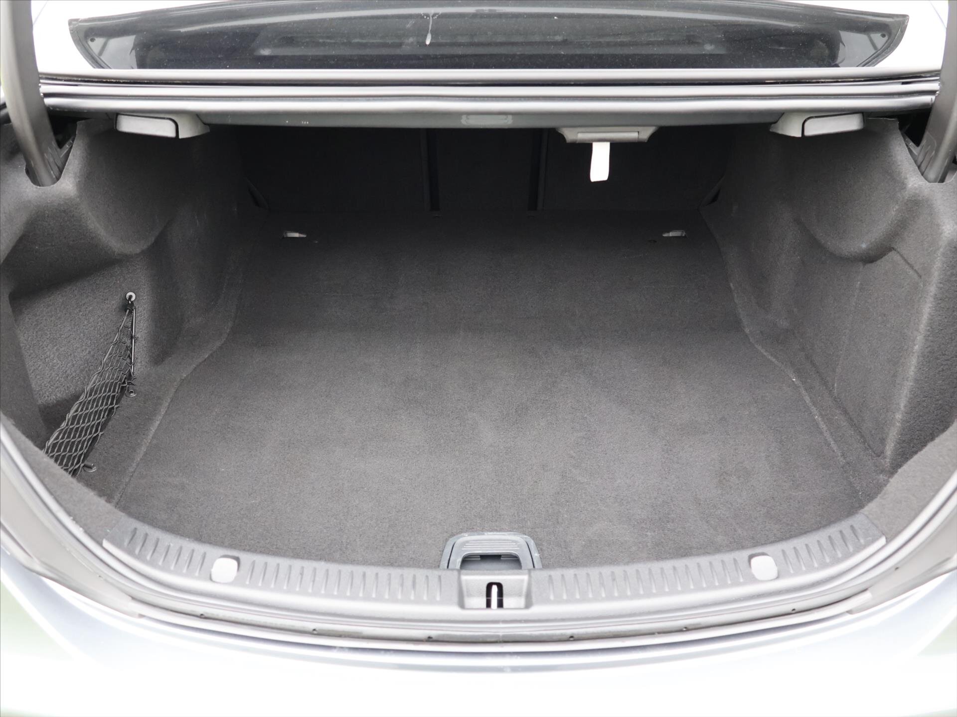 Mercedes-Benz Třídy E Sedan 4,0 l 450 kw