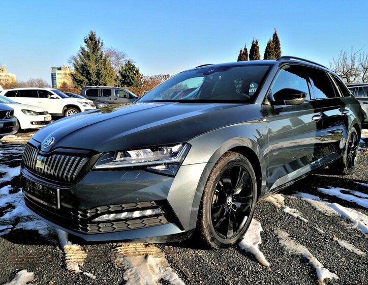 Škoda Superb Kombi 1,4 l 160 kw